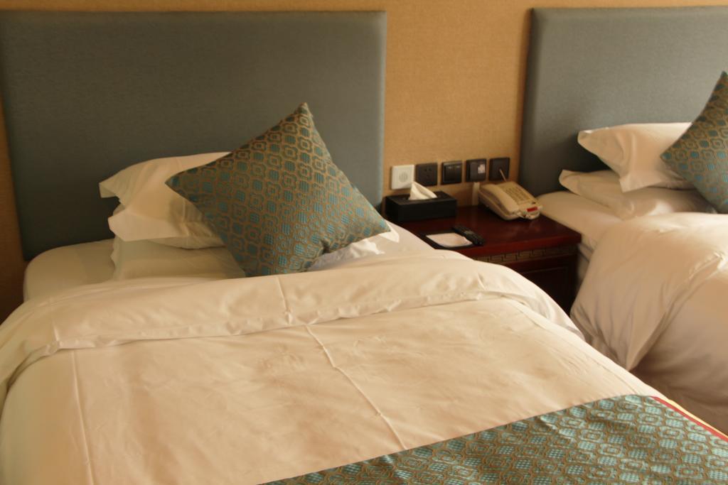 Beijing Taimushan International Business Hotel Room photo